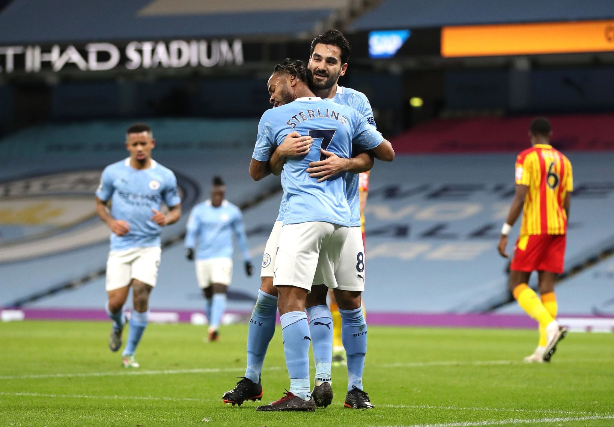 受着先进的 受着先进的